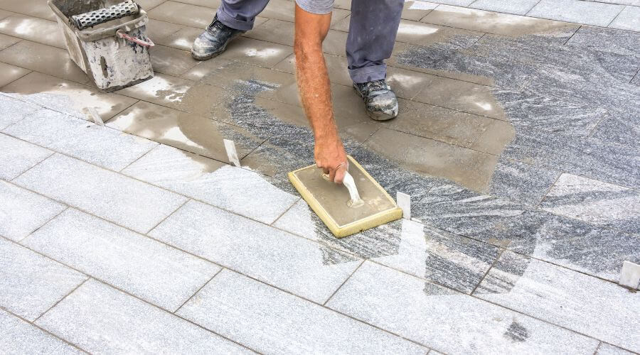 Professional gutter cleaning in Guadalupe, CA